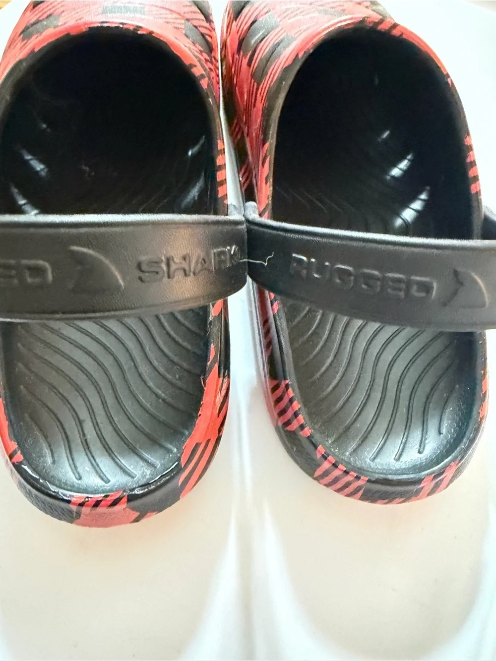 Men’s Red & Black Buffalo Plaid Gingham Comfort Clogs Sandals